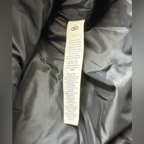 🆕 ALO YOGA 🧿 NWOT Black Glacier Puffer - Sz L - US 12 / 14 - Picture 16 of 16
